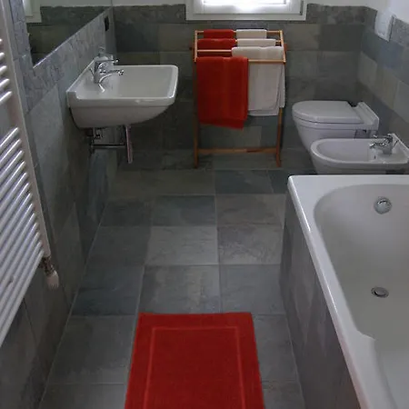 Alojamento de Acomodação e Pequeno-almoço L'alberone 3*