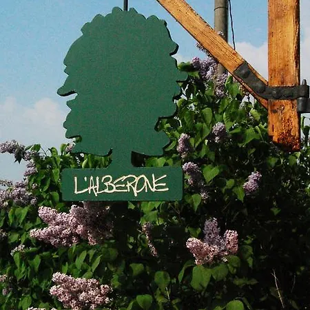 Alojamento de Acomodação e Pequeno-almoço L'alberone 3*